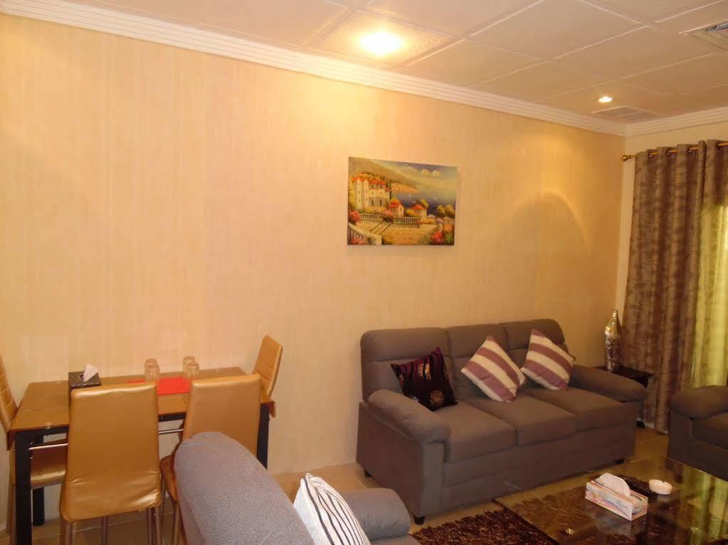 Leader Apartments 2 Koweït Extérieur photo